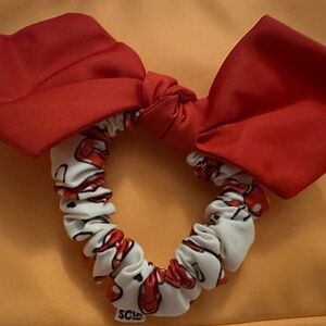SCL Minnie acrunchie and phone wallet